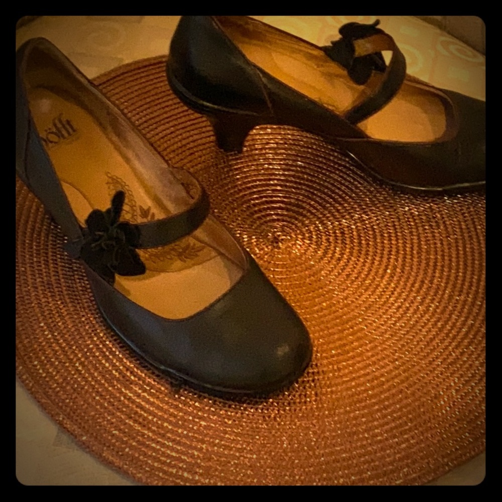 Sofft Black Leather Mary Janes